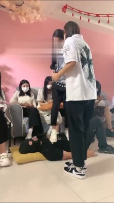 【精神小妹】超强素人学生主群调 bf15891_绳艺套路直播视频资源网