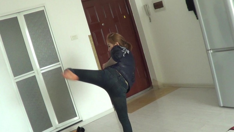 两年没洗的臭鞋垫虐奴_绳艺资料库