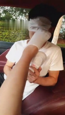 【悦主大人】运动后小白鞋车内调 G-210818-12_绳艺资料库视频资源下载