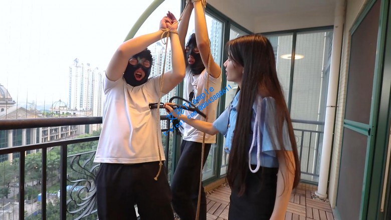 〖H.P.L栖心之栈〗—芷晴女警吊打俩犯人_绳艺资料库