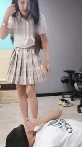 【我偏不】踩踏/舔鞋底玩m bf18145_绳艺资料库