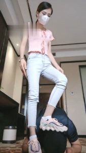 【多多S】捆绑踩踏羞辱贱狗 bf15965_绳艺套路直播视频资源网