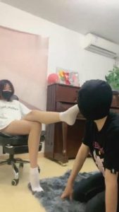 【丞丞】运动后原味白袜羞辱【下】 bf2178_绳艺资料库视频资源下载