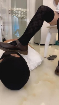 【云云酱】全体重踩/踢裆 bf519_绳艺资料库视频资源下载