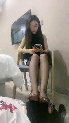 【川野尤娜】黑丝御姐脚下狗/口水深喉 bf12842_绳艺资料库