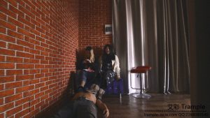 踩踏羞辱贱奴_绳艺资料库