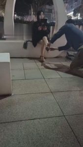 【开发素人】首次露脸-户外巅峰新作品-极品素人美女户外调 bf4873_绳艺资料库视频资源下载