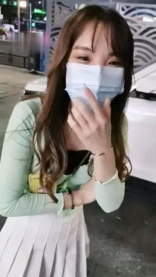 【梵高】路人美女踩踏下跪专场 bf9139_绳艺资料库