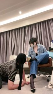 【木秋S】黑丝高跟诱惑/闻香水/虐乳/厕奴开发 bf27376_绳艺资料库视频资源下载