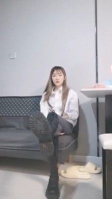 套路直播视频【文文】长靴女主sp重度抽脚垫【双视角版】 bf24007_绳艺资料库