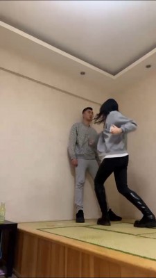 套路直播视频【年华S】素人长靴碾压/头压垃圾桶/踩踏踢打 bf24177_绳艺资料库