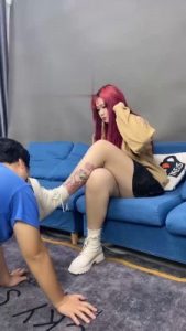 【月月S】精神小妹短靴白袜辱狗 bf18667_绳艺资料库