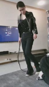 【沈阳妮可】机车女神首调贱狗奴 bf11958_绳艺资料库视频资源下载