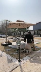 套路直播视频【沅芷大人】御姐公园骑趴马奴/作人体休闲椅/鞭抽sp bf25522_绳艺资料库