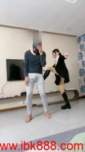 【麋鹿银儿】双S美女素人与众不同的踢裆场 bf21653_绳艺资料库视频资源下载