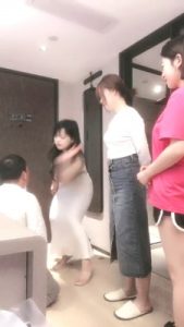 【糖糖】洛丽塔群调-轮流耳光/脚垫/踩踏虐打 bf28106_绳艺资料库视频资源下载
