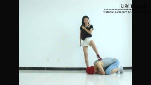 老师天依女主暴打小流氓!开启女子防身术!_绳艺资料库