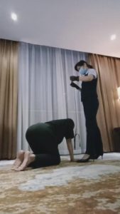 【芒果】白领职业装羞辱老板 bf11912_绳艺资料库视频资源下载
