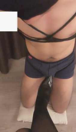 ViVi,窒息的感觉_绳艺资料库