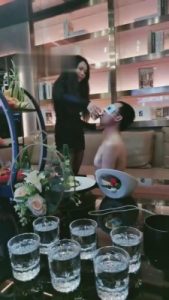 【成都六姐】精彩!三姐妹KTV玩狗 bf6492_绳艺资料库视频资源下载
