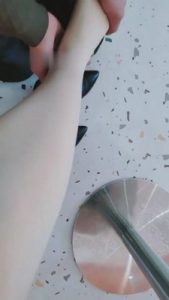 【魅影女神】带家奴逛街奶茶店刺激羞辱 bf7587_绳艺资料库视频资源下载