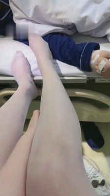 【可可大大】医院玩旁边病床的素人小哥哥 bf5130_绳艺资料库视频资源下载