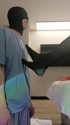 套路直播视频【米小糖】黑丝御姐欺负奶狗 bf26454_绳艺资料库