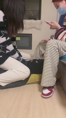 套路直播视频【酒酿丸子】双S学生妹运动鞋狂踩【续集【双视角版】 bf23726_绳艺资料库