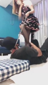 【小野美少女】萝莉主黑丝脚羞辱 bf14680_绳艺资料库视频资源下载
