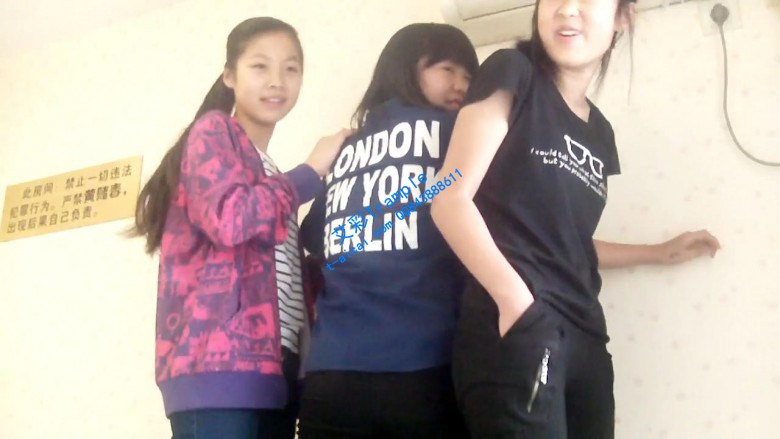 高中三人踩踏M无情_绳艺资料库