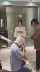 【德意男神】被三个精神小妹暴虐 bf14466_绳艺资料库视频资源下载