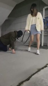【关关】学生S小白鞋户外遛狗 bf8431_绳艺资料库视频资源下载