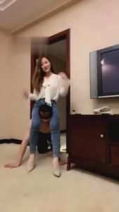 【一嬛女皇】白领无限羞辱贱畜 bf1062_绳艺资料库视频资源下载