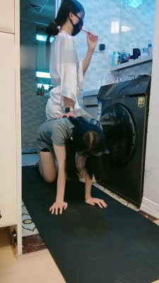 【暴力美学】女M伺候起居 bf18794_绳艺资料库视频资源下载