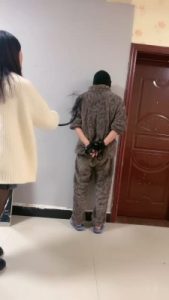 【惜沫】暴打脚下狗 bf21303_绳艺资料库视频资源下载