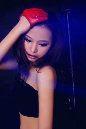 『奴隶岛』—重磅处女作!灵灵S多次插吐深喉_绳艺资料库