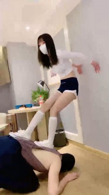 套路直播视频【浅夏大大】运动小妹踩踏狗舔脏鞋底 bf23798_绳艺资料库