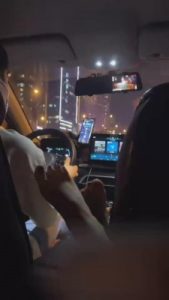 【不知名美女】实拍无剧情-让网约车司机闻舔脚 bf90231_绳艺资料库视频资源下载