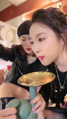 套路直播视频【鑫儿教头】双奴争宠吃口水/全体重踩踏【双视角版】 bf24803_绳艺资料库