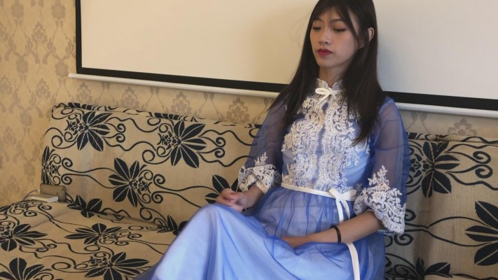 美女美裙美鞋踩脖子 YC-220128-5_绳艺资料库