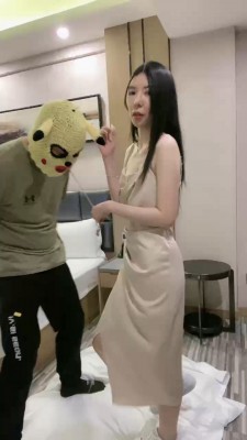 套路直播视频【陈甜女帝】小白鞋重度提档/鞭打/踩踏碾压 bf26125_绳艺资料库