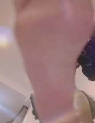 GTS高颜值晴主女巨人pov踩踏【pov必买】第一视角GTS踩踏语言羞辱超刺激YC-220702-4_绳艺套路直播视频资源网