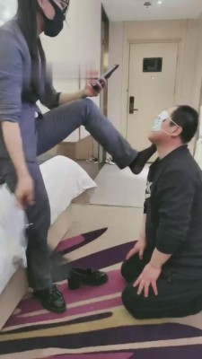 【Alice女王】白领耳光专场抽贱狗 bf9839_绳艺套路直播视频资源网