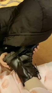 套路直播视频【宝宝S】开发闺蜜做狗-舔脏鞋/闻舔白袜 bf26161_绳艺资料库