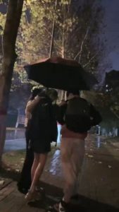 【艾伦】姐妹花户外开发男抓回家调【双视角完整版】 bf21287_绳艺资料库视频资源下载
