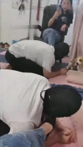 【海绵大大】大学生S鞭打/踩踏羞辱狗废物 bf17468_绳艺资料库视频资源下载