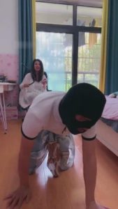 【Lisa】超暴力惩罚偷懒家奴 bf13851_绳艺资料库视频资源下载