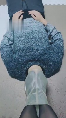 【就是喜欢玩啊】脑袋会不会被踩扁 bf5337_绳艺资料库视频资源下载