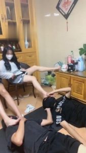 【丞丞】带素人姐妹玩私奴【完整版】 bf1113_绳艺资料库视频资源下载