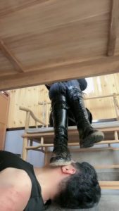 套路直播视频【沅芷大人】犬化家奴第二弹-脏泥巴长靴踩狗 bf25995_绳艺资料库